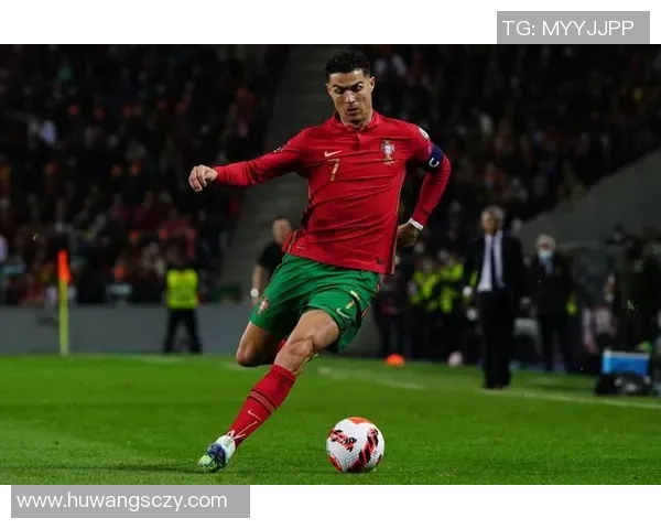 足球巨星C罗的生平成就与职业生涯全解析